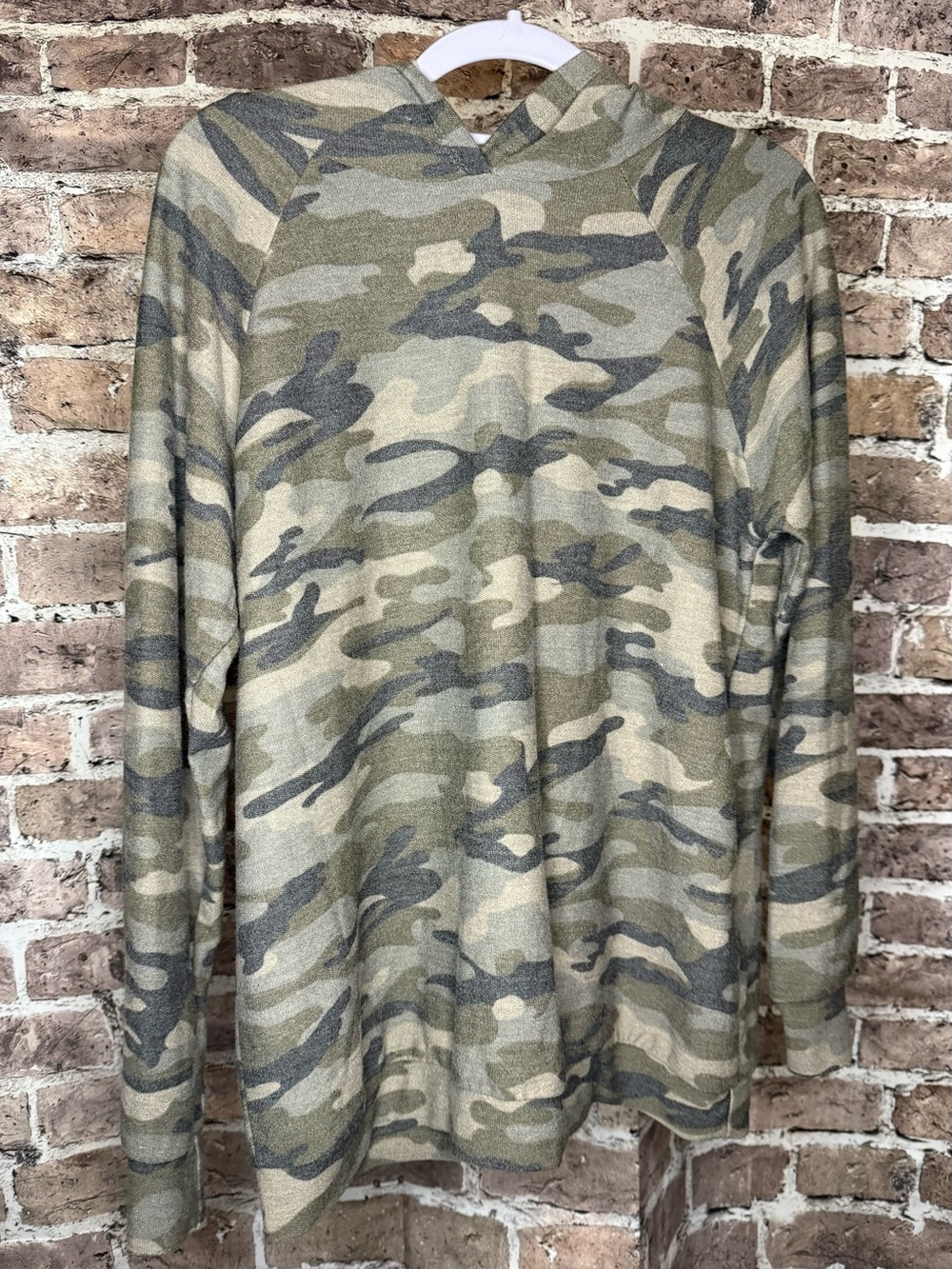 Women's Camo Hooded Pullover Sweatshirt - Green Camo